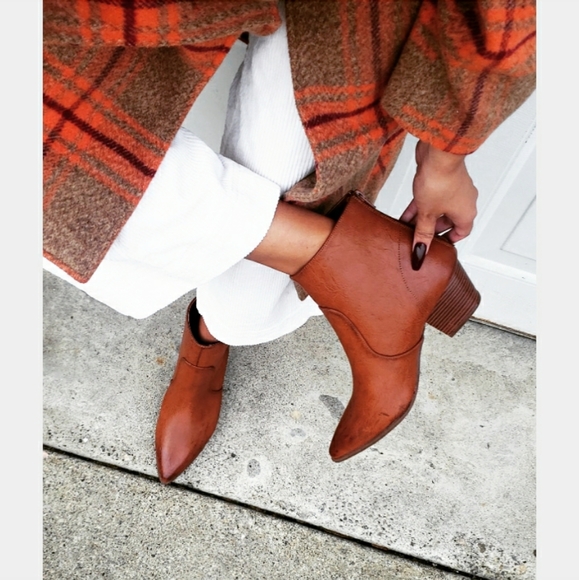 🆕️Apple Picking Collection// Rust bootie - Picture 3 of 7